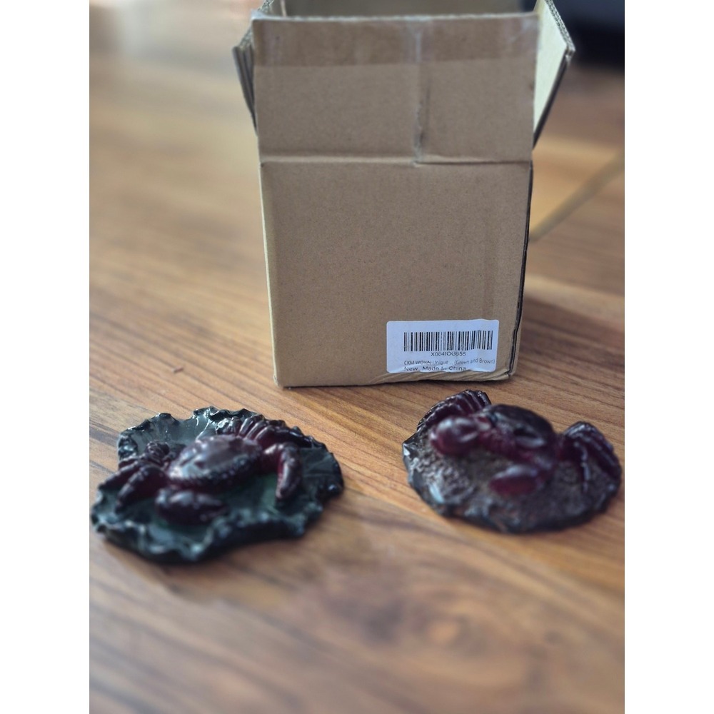 2 Unique Red Crab on Lily Pad and Rock Figurines Decorative Resin Collectible S1
